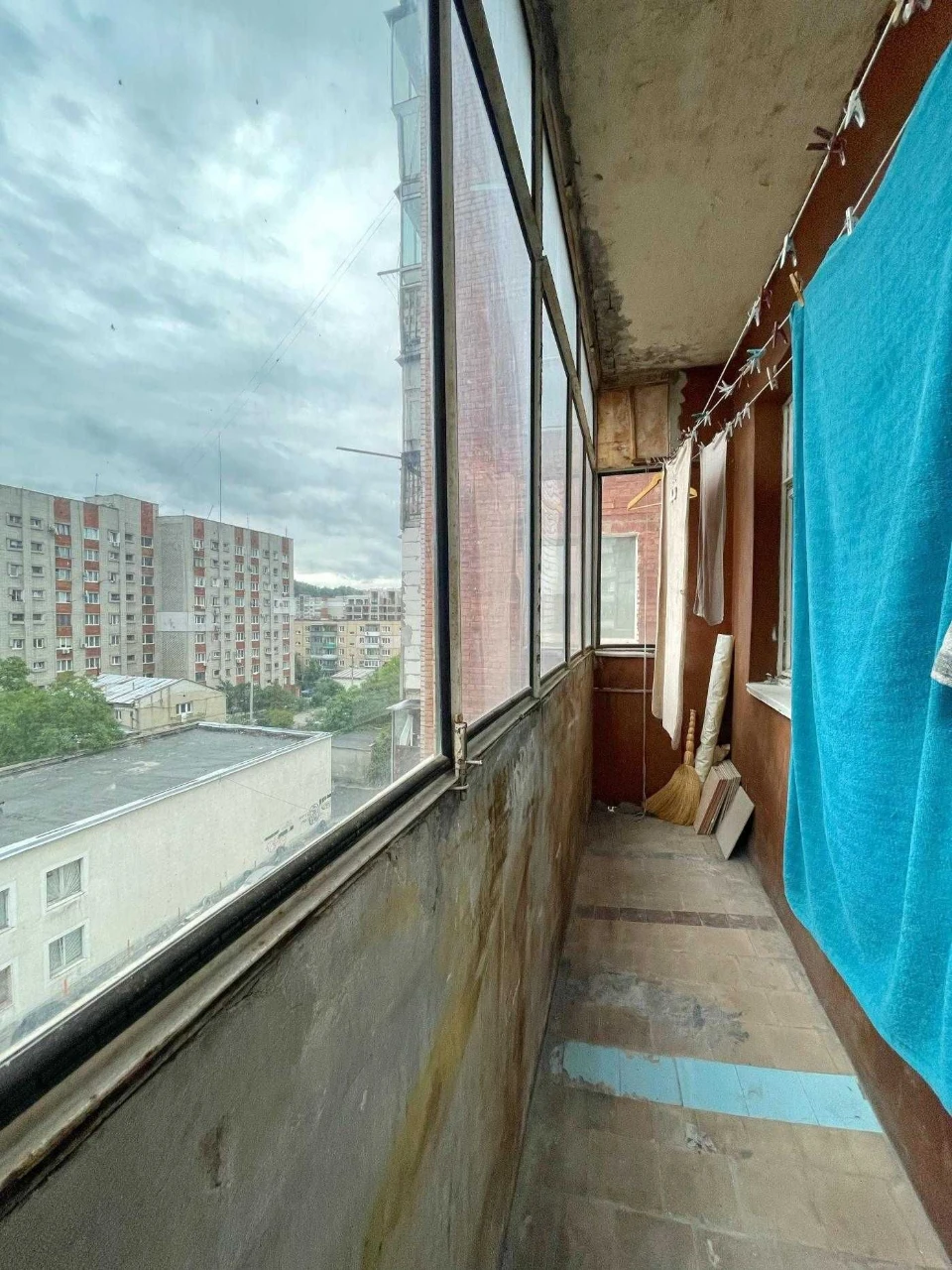 Продаж 2 кімнатна квартира ближній центр, проспект Чорновола