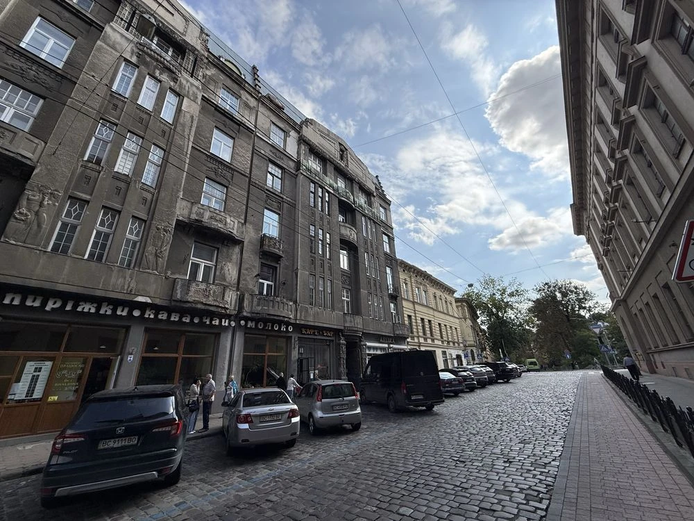 Продаж квартири/комерція ,офіс.ЦЕНТР вул Словацького Австрій
