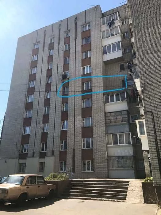Продаж 2-кімнатнох квартири, вулиця Роксоляни