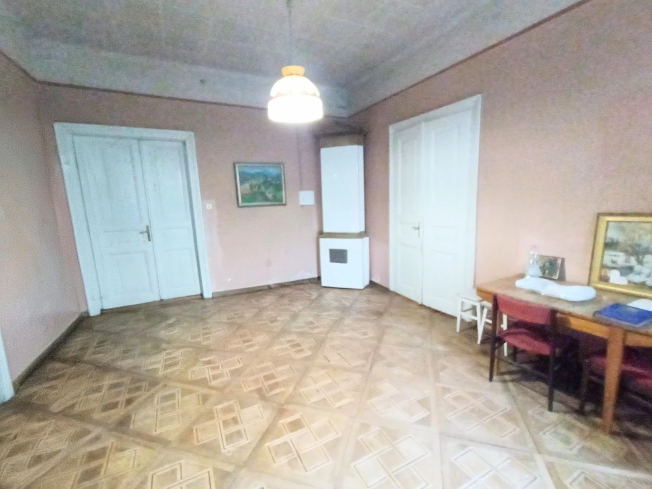 Продаж квартири Львів вулиця Пекарська