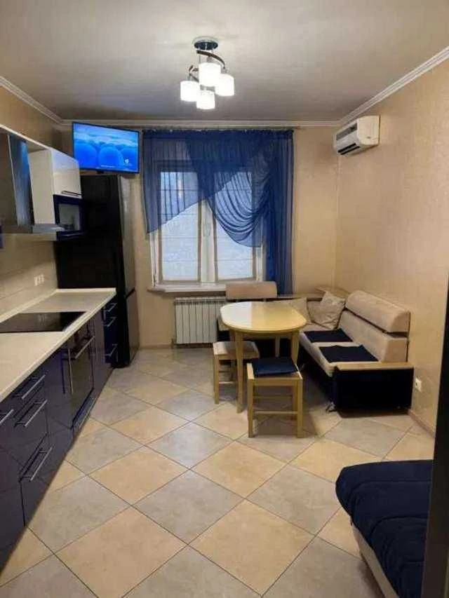 БЕЗ КОМІСІЇ! Продам 2-кімн. Чавдар Єлизавети вул. 14, 63 м.к