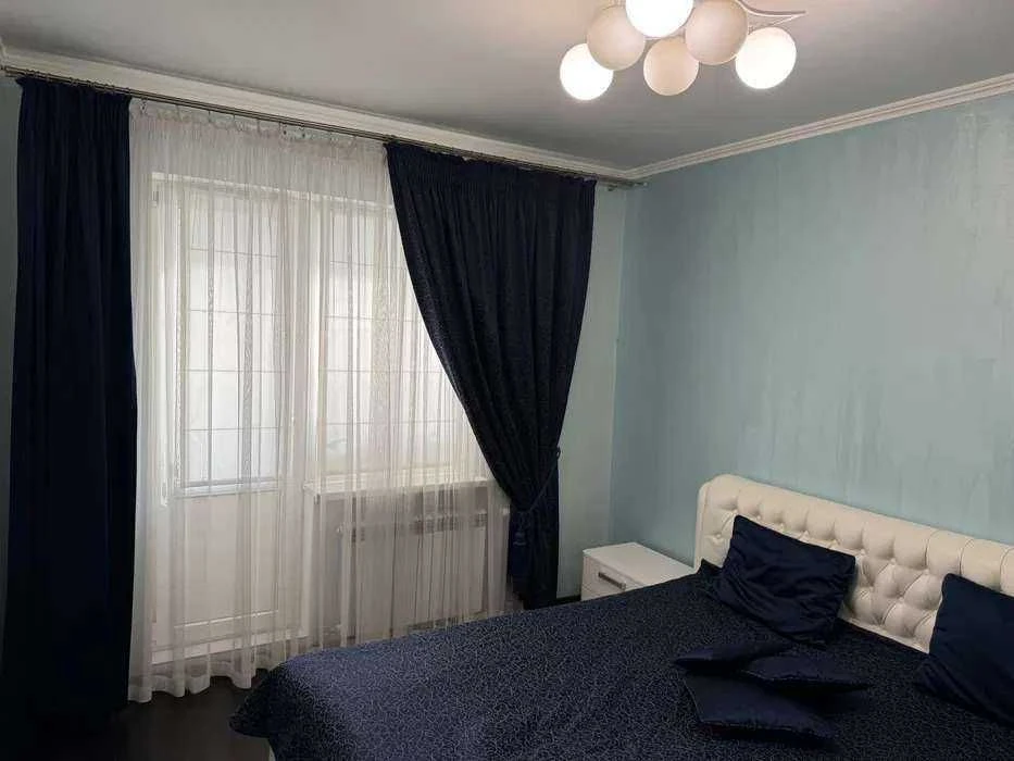 БЕЗ КОМІСІЇ! Продам 2-кімн. Чавдар Єлизавети вул. 14, 63 м.к