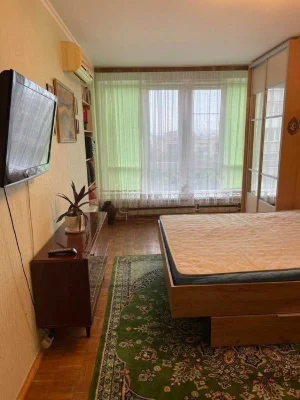 1-room apartment for sale on Andriy Melnyk Street 14A