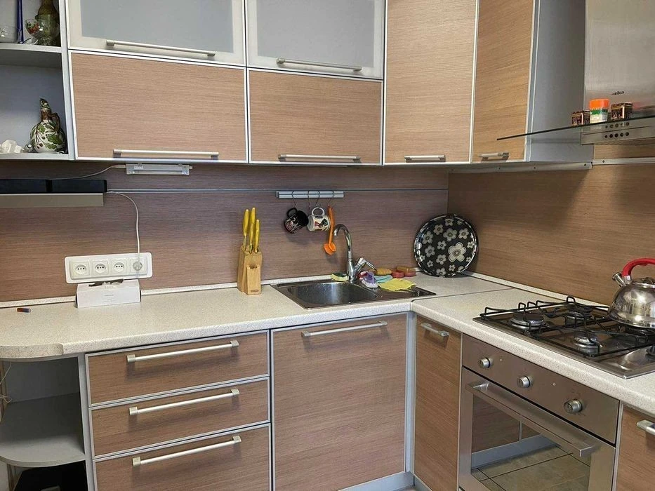 1-room apartment for sale on Andriy Melnyk Street 14A