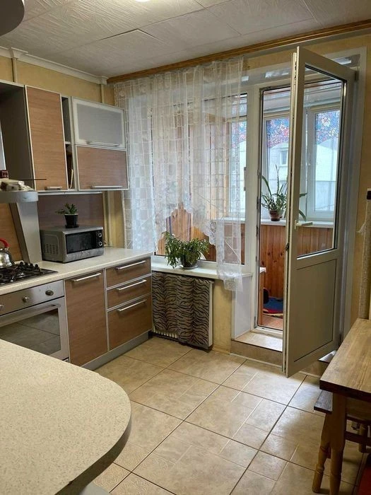 1-room apartment for sale on Andriy Melnyk Street 14A