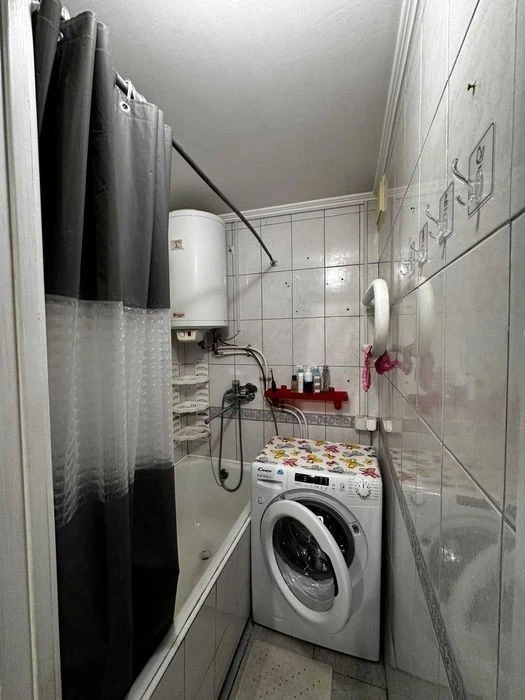 1-room apartment for sale on Andriy Melnyk Street 14A