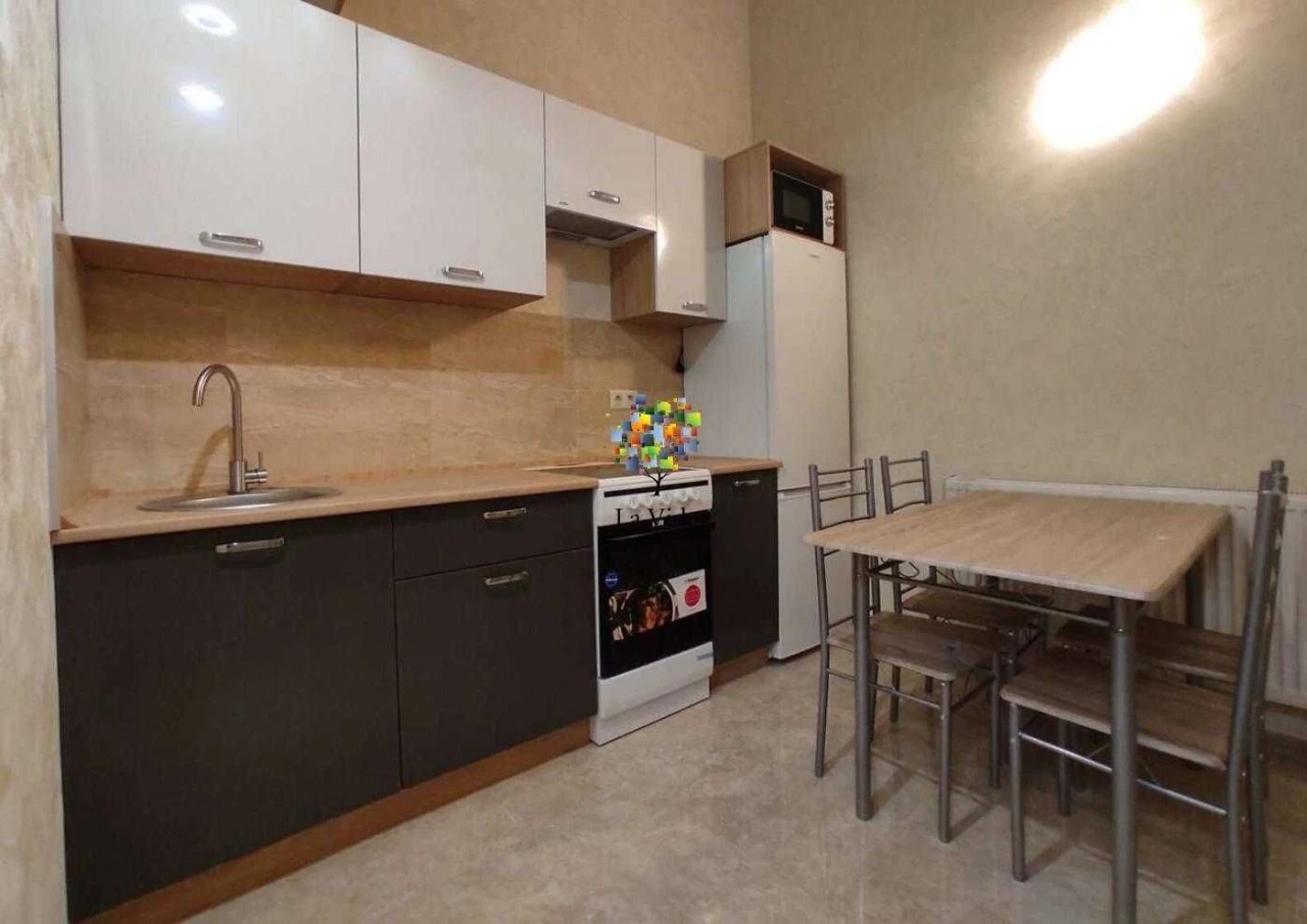 Продаж 2к квартири вул. Кубанської України, 33А