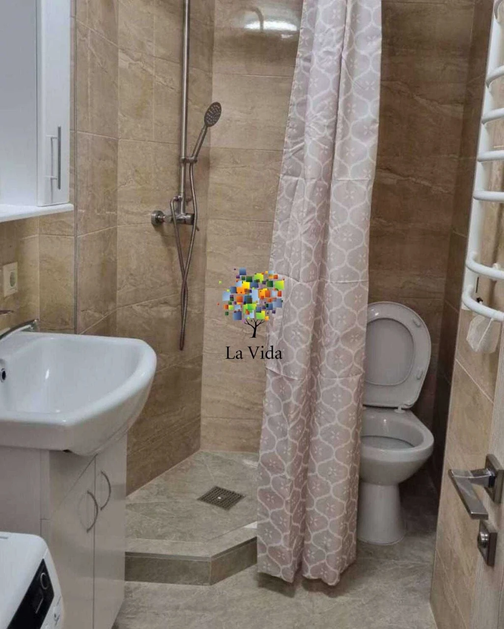 Продаж 2к квартири вул. Кубанської України, 33А