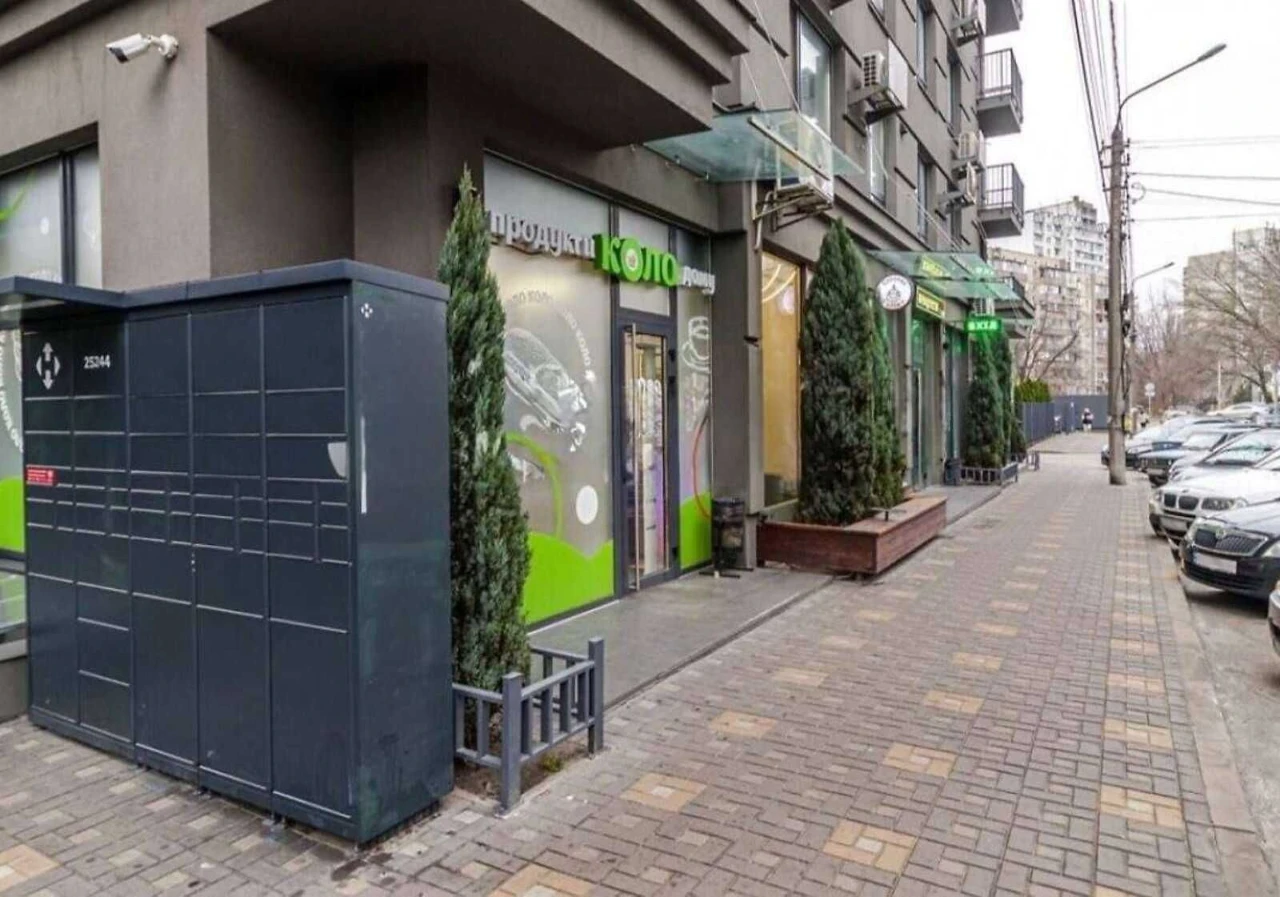 Продам 2-кімн. Кам'янська вул. 125б, 49 м.кв