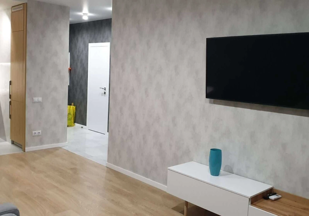 Продам 1-кімн. Зарічна вул. 2к2, 49 м.кв