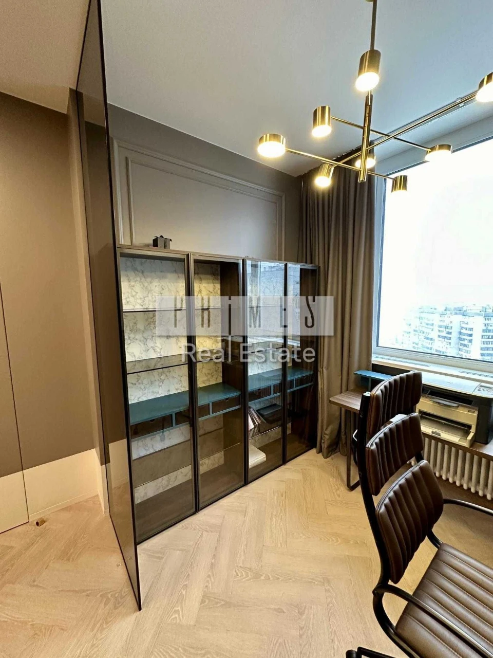 Продаж 4кім квартири 150м2 з дизайнерським ремонтом Срібнокі