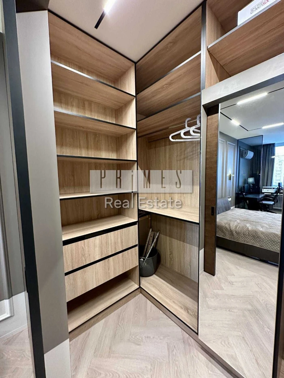 Продаж 4кім квартири 150м2 з дизайнерським ремонтом Срібнокі