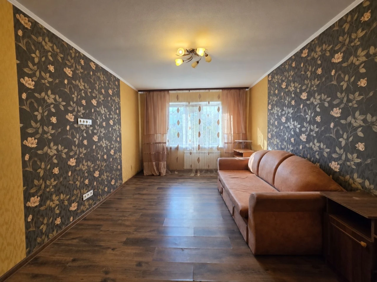 3-кімнатна квартира 76 м² на Троєщині — $60 000 | під ремонт