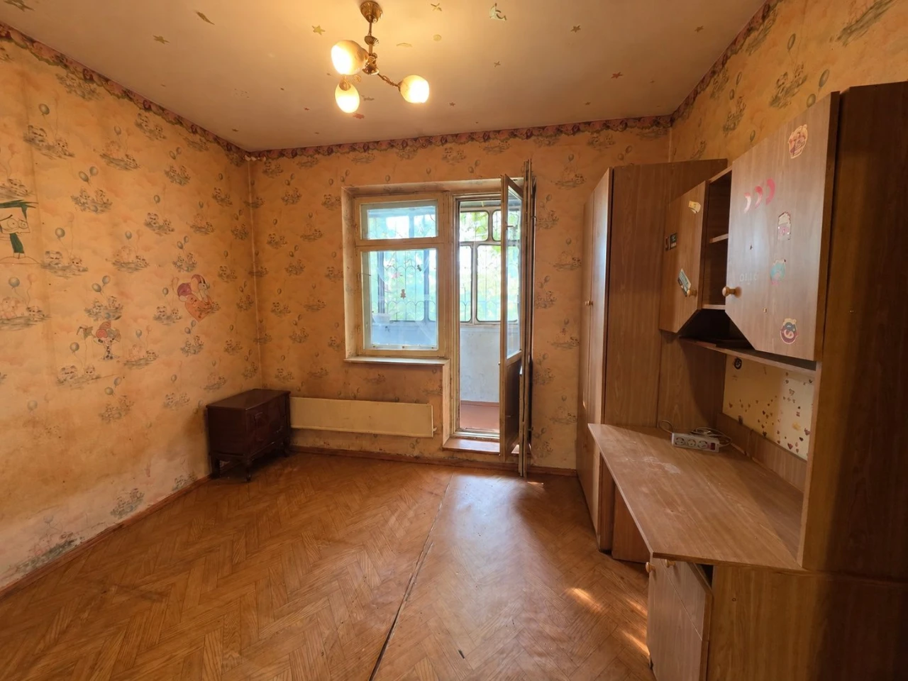 3-кімнатна квартира 76 м² на Троєщині — $60 000 | під ремонт