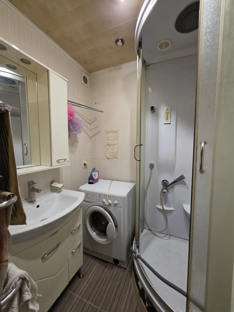 3-кімнатна квартира 76 м² на Троєщині — $60 000 | під ремонт