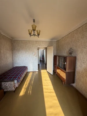 Продам 3х кімнатну квартиру пр. Свободи 17 б