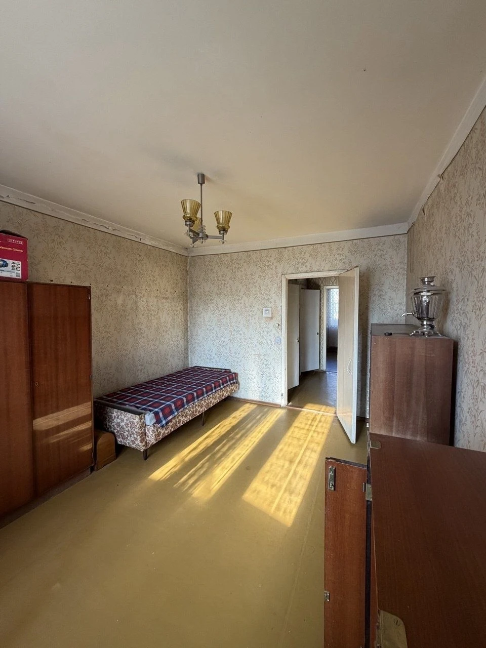 Продам 3х кімнатну квартиру пр. Свободи 17 б