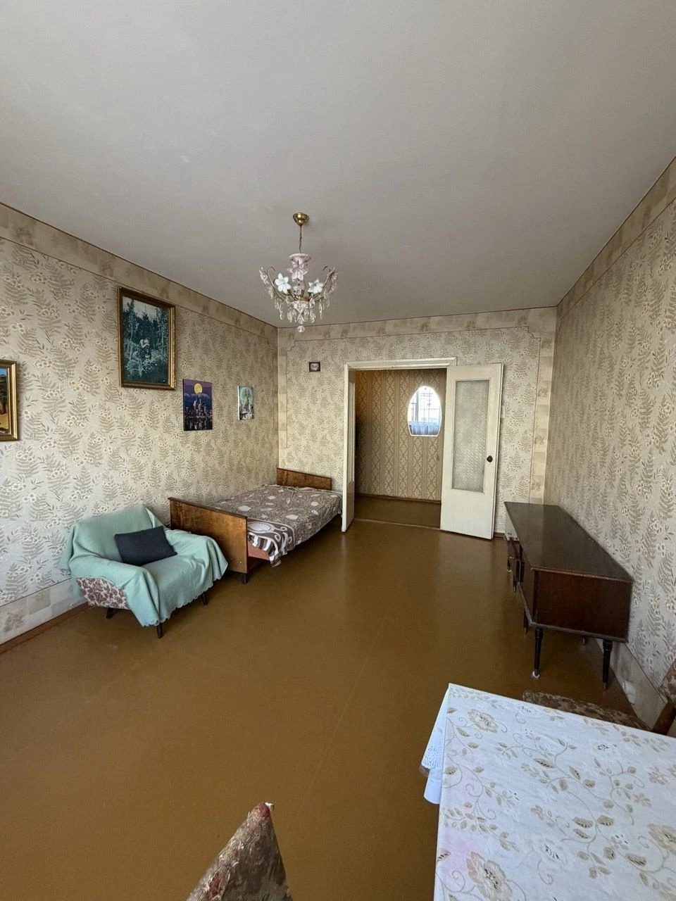 Продам 3х кімнатну квартиру пр. Свободи 17 б