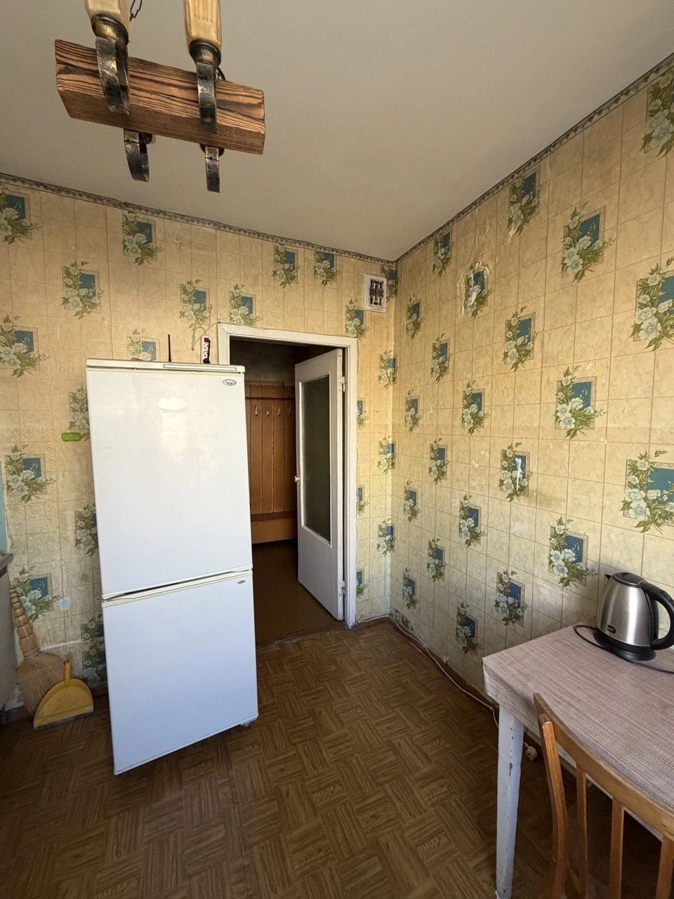 Продам 3х кімнатну квартиру пр. Свободи 17 б