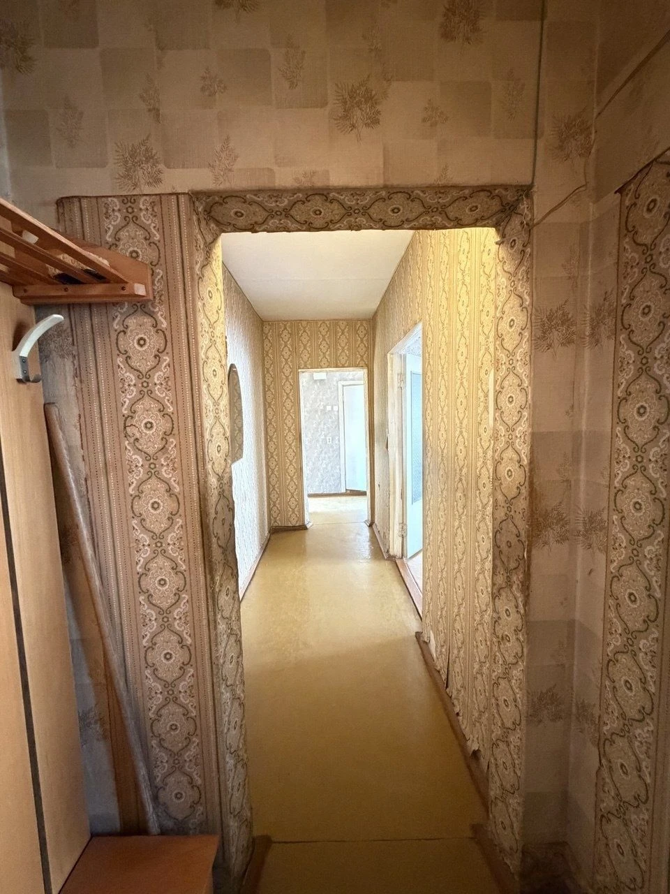 Продам 3х кімнатну квартиру пр. Свободи 17 б