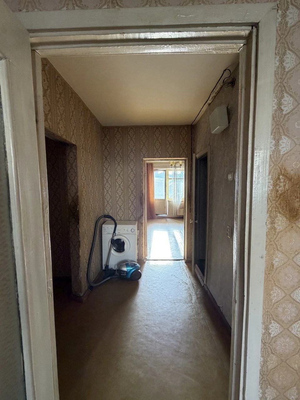 Продам 3х кімнатну квартиру пр. Свободи 17 б