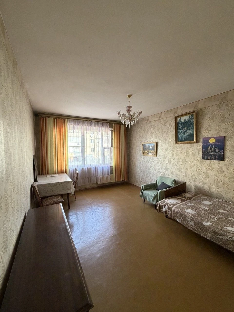 Продам 3х кімнатну квартиру пр. Свободи 17 б