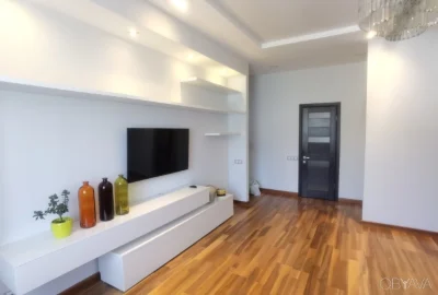 2-комнатная квартира, 80 кв.м