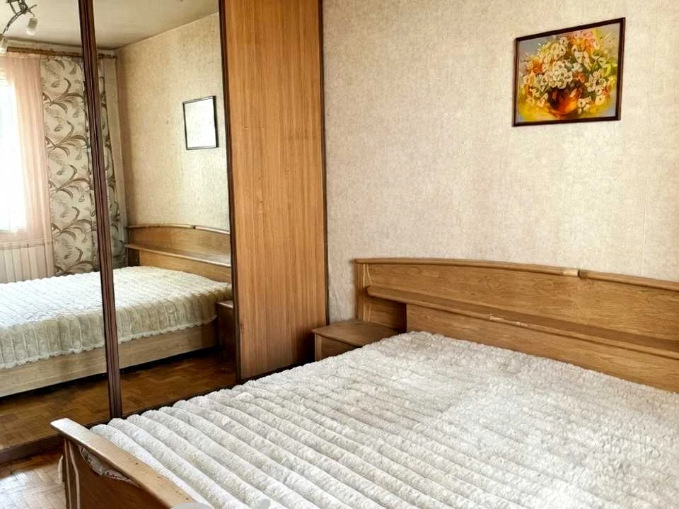Квартира. Київ, Академіка Заболотного вул.