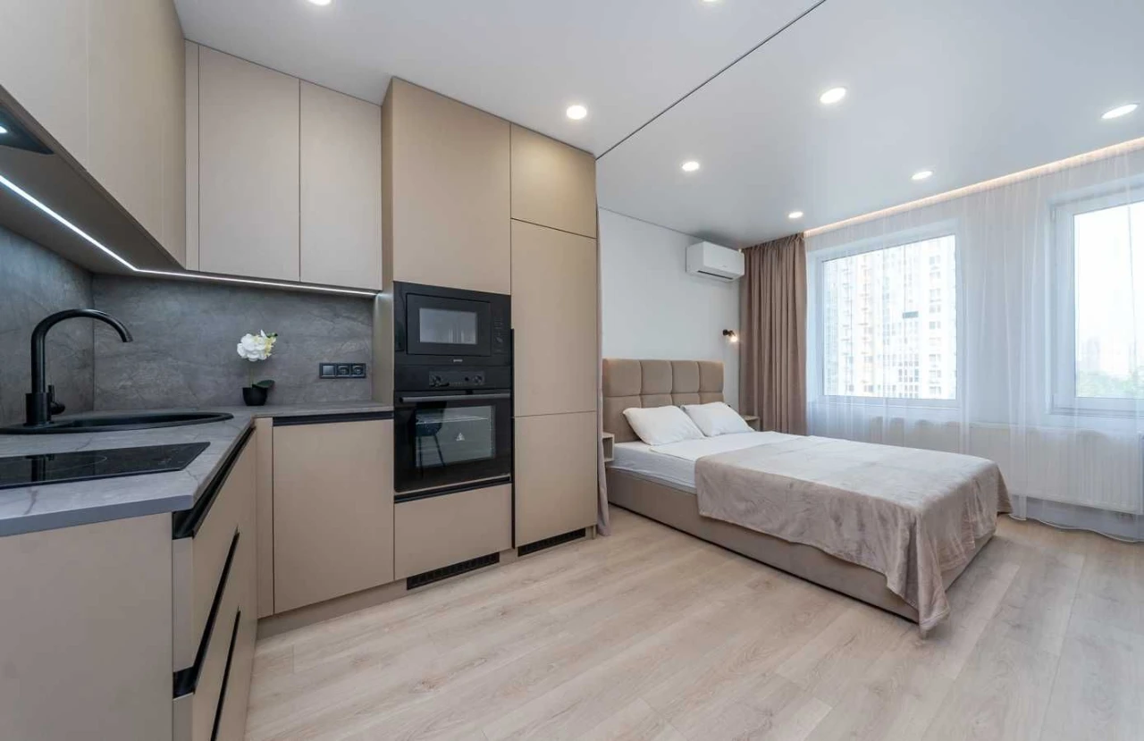 Без комісії супер чудова 1-кім кв ЖК Лебединий Guest House Х