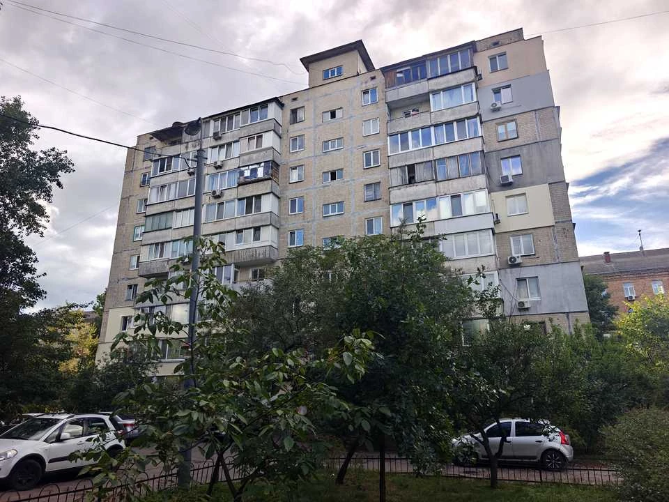 Квартира. Київ, Сергія Набоки вул.