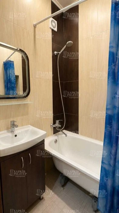 2m 2-room apartment near Traktorny Zavod Mira metro station, HT market