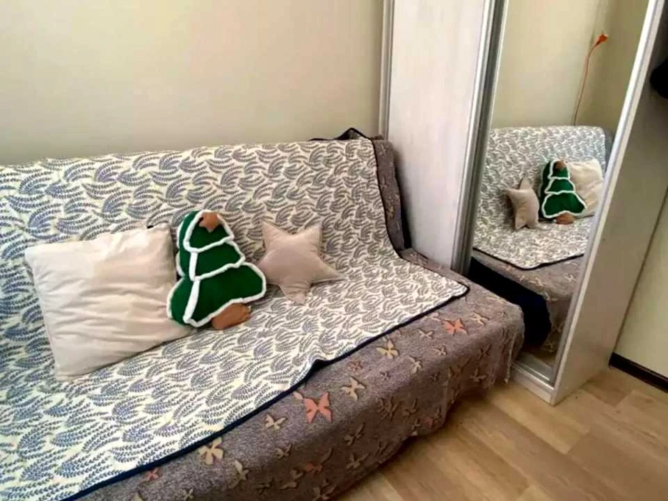 Квартира. Київ, 65-та Садова вул.
