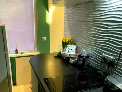 Квартира. Київ, 65-та Садова вул.