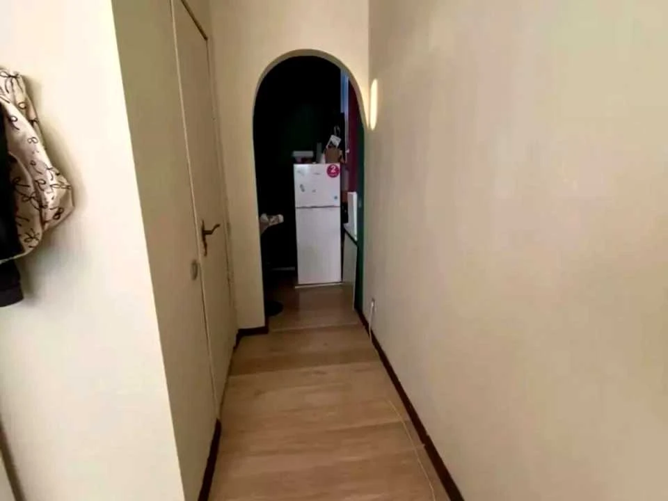 Квартира. Київ, 65-та Садова вул.