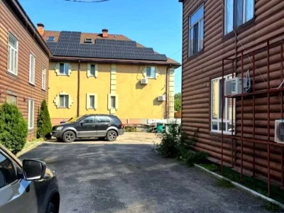 Квартира. Київ, 65-та Садова вул.