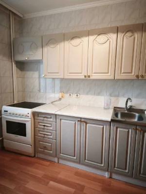 Троєщина Бальзака 4, продаж 2-ух кім квартири