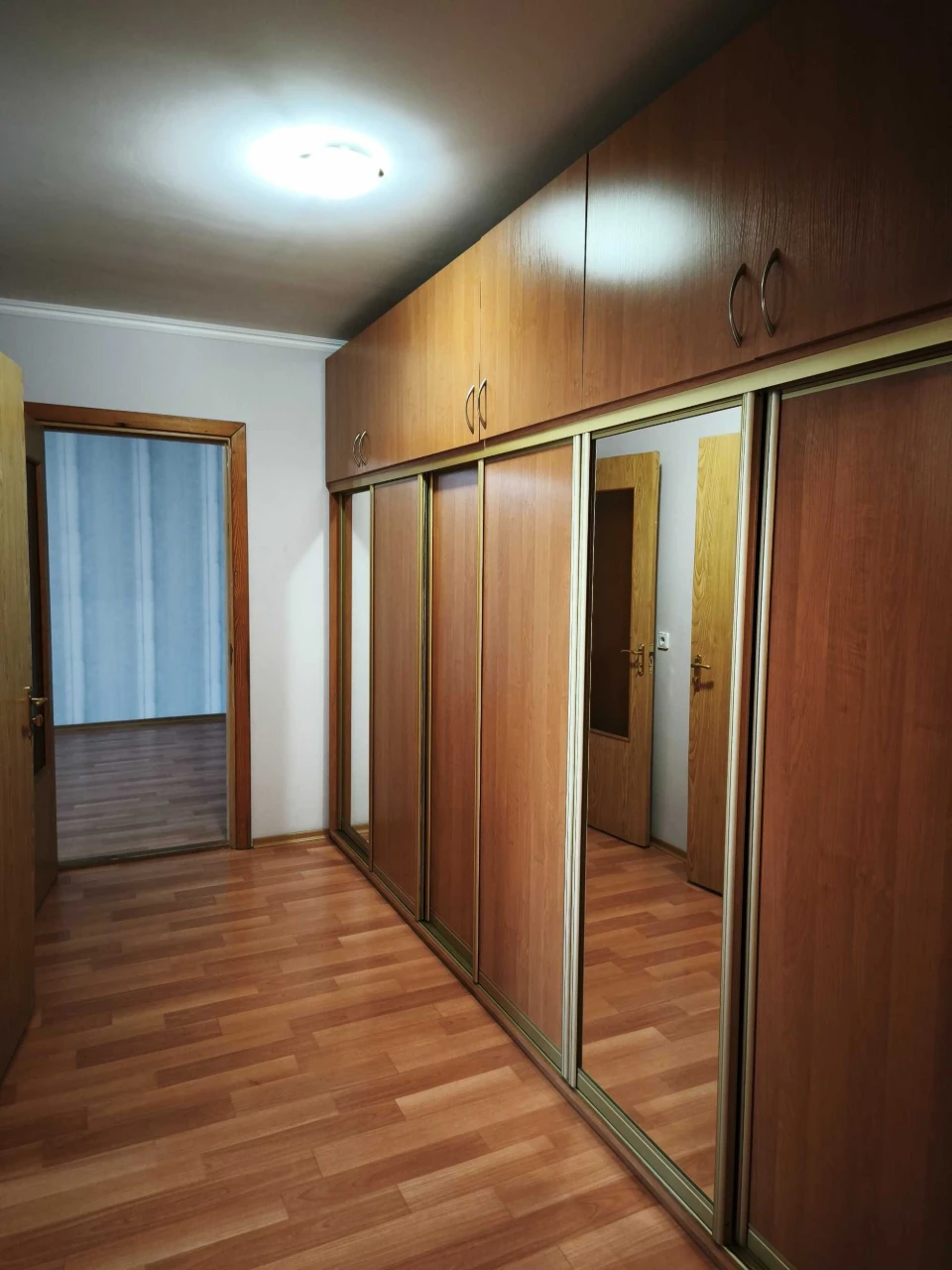 Троєщина Бальзака 4, продаж 2-ух кім квартири
