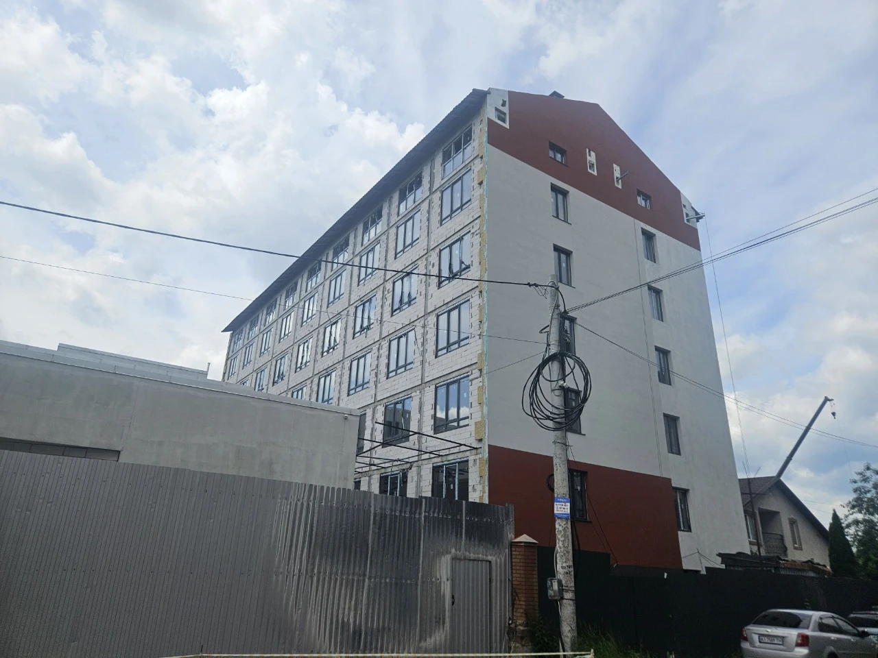 Продаж 1 кімнатної квартири студія вул.Скіфська метро Іподро