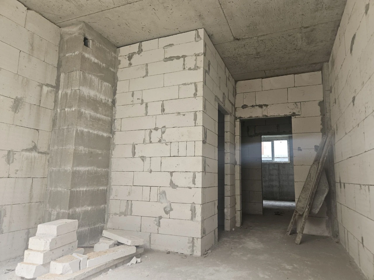 Продаж 1 кімнатної квартири студія вул.Скіфська метро Іподро