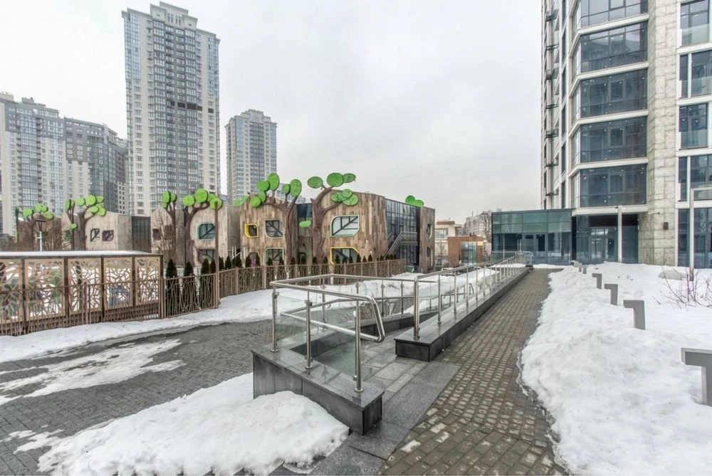 Продаж / Квартира  Київ, Печерський район, вул. Андрія Верхо