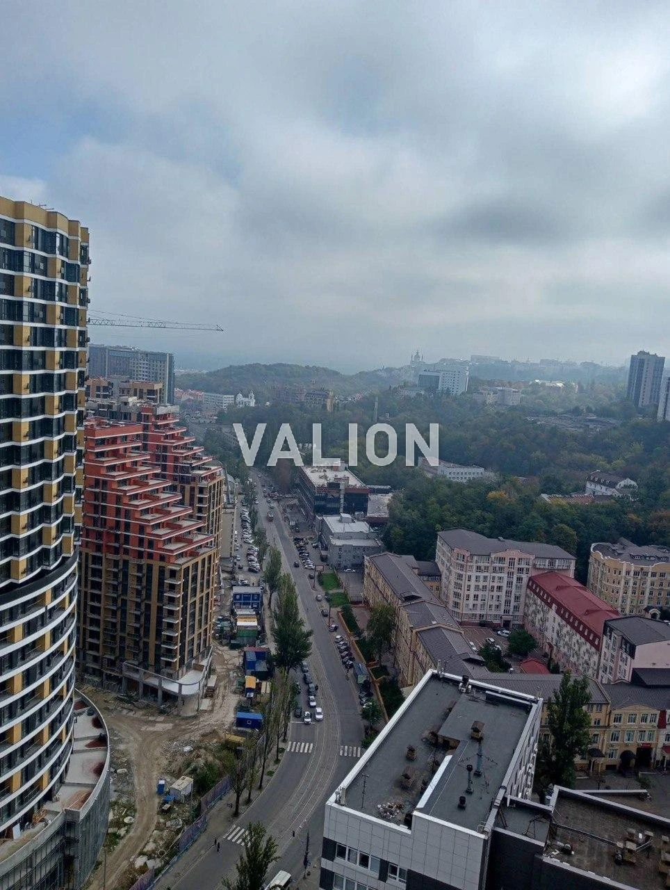 Продаж 3-х кімнатної квартири, вул. Глубочицька, 32б, ЖК Пок