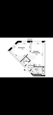 Продається простора 1-кімнатна квартира, 52 м.2, з вдалим та