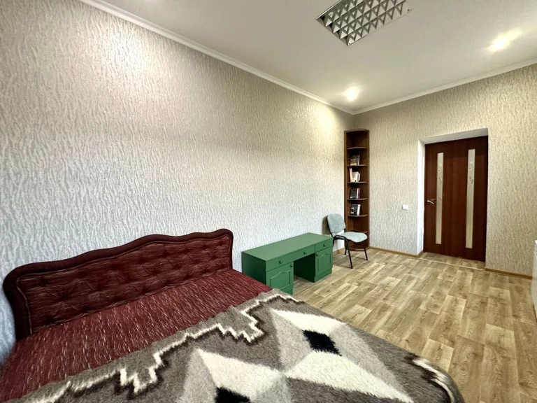 Продаж 3к квартири вул. Щусєва, метро Дорогожичі, Сирець