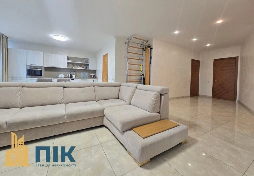 БЕЗ%! Продаж Івасюка 2Д, 120 м2, 6 поверх, автономний будино