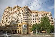 Полтавская, 10   4-х к. квартира с ремонтом 170000 дол.