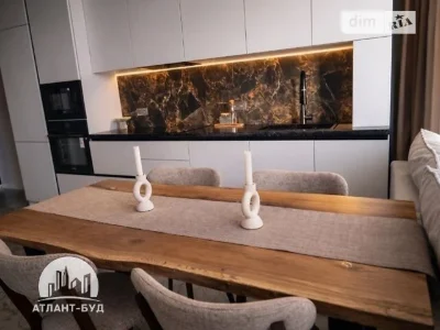 Sale of 3-room apartment 150 sq. m on Mykhaylo Boychuk St. 41A • I