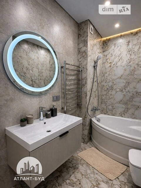 Sale of 3-room apartment 150 sq. m on Mykhaylo Boychuk St. 41A • I
