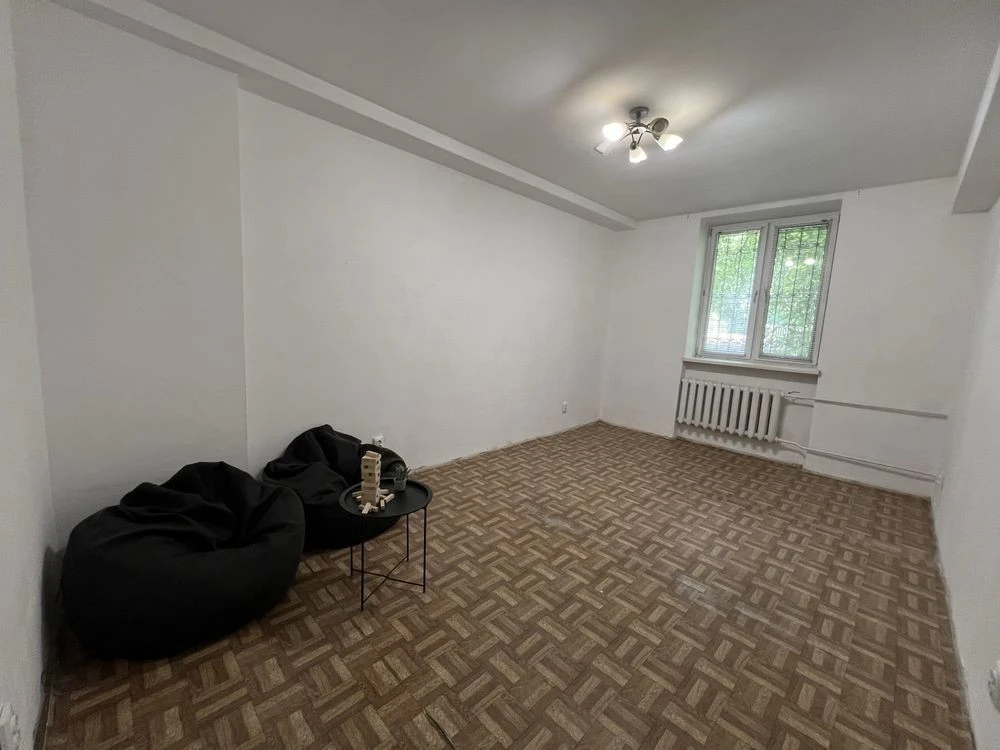 Продаж 2-кімнатної квартири, р-н Биківня, Броварський проспе