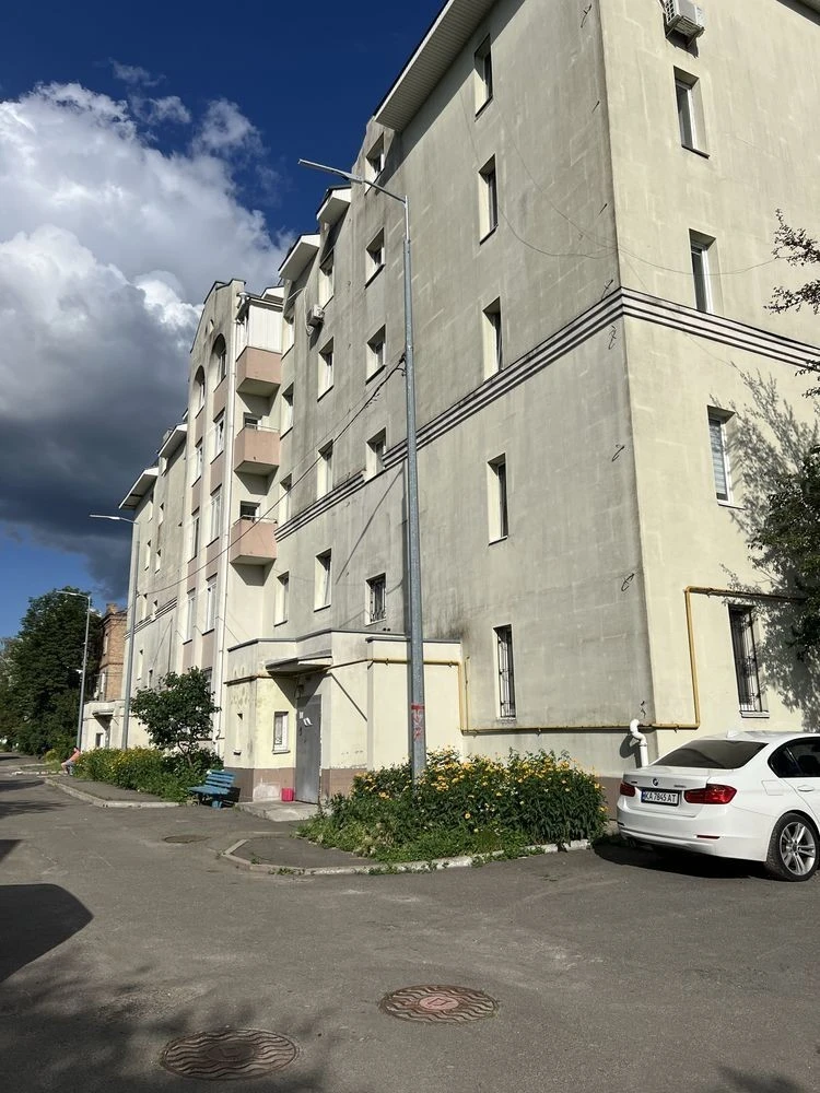 Продаж 2-кімнатної квартири, р-н Биківня, Броварський проспе