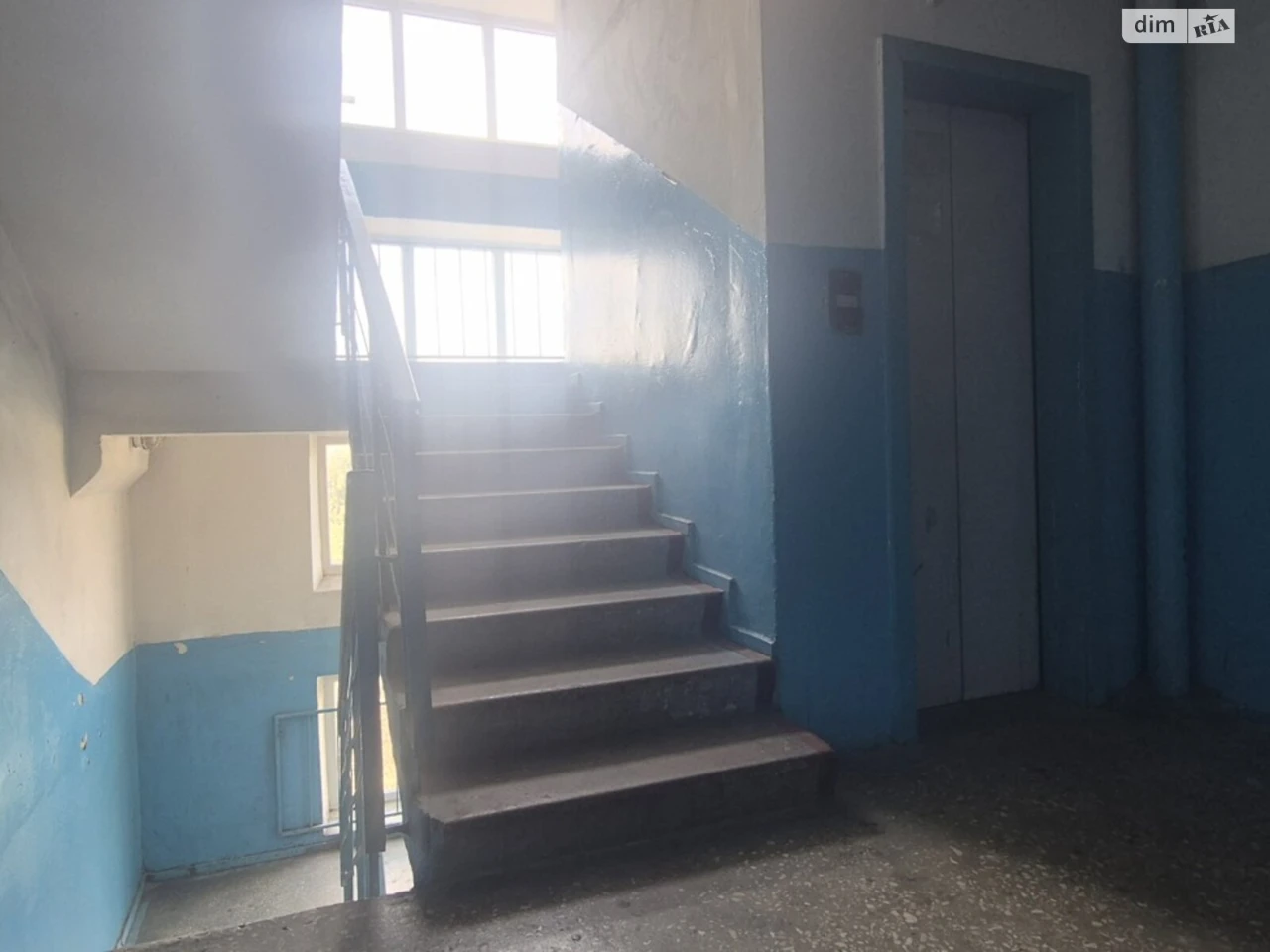 Продаж Квартира Відрадний